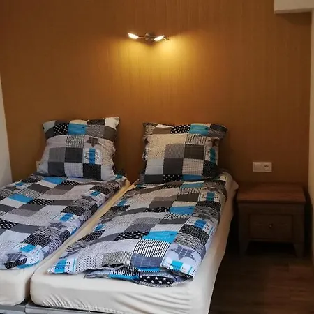 Lion Apartment Andrychów Zewnętrze zdjęcie